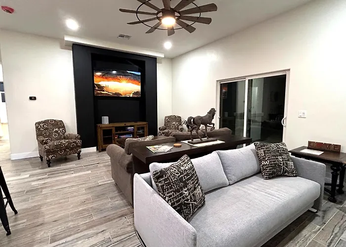 Сasa de vacaciones Desert Retreat 3br Close To River And Casinos Bullhead City