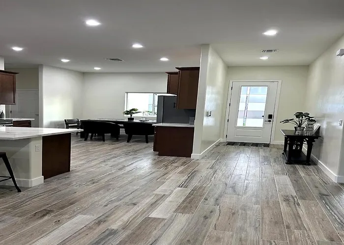 Сasa de vacaciones Desert Retreat 3br Close To River And Casinos *