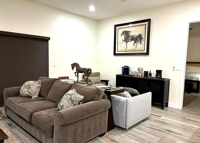 Desert Retreat 3br Close To River And Casinos Сasa de vacaciones *