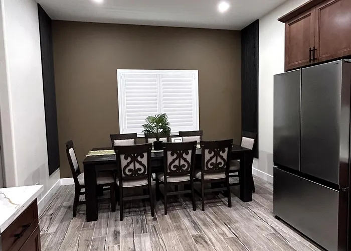 Desert Retreat 3br Close To River And Casinos Ferienhaus *